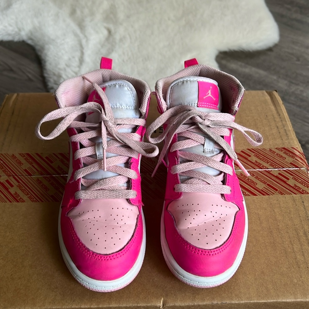 Girls Pink Nike